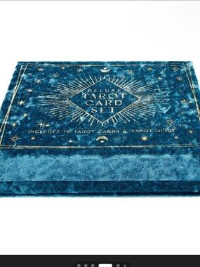 NWT Eccolo Velvet Tarot Card Box 78 cards. Deluxe set.